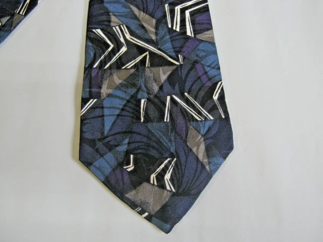 George Machado black blue white gray geometric Silk tie 58 x 3.75 Necktie 15583