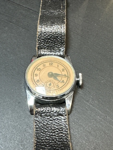 Magnifique montre mécanique ancienne pour un prix pas cher