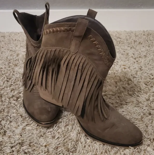 Forever 21, Size 10, Brown Faux Suede Fringe Block Heel Western Ankle Boots