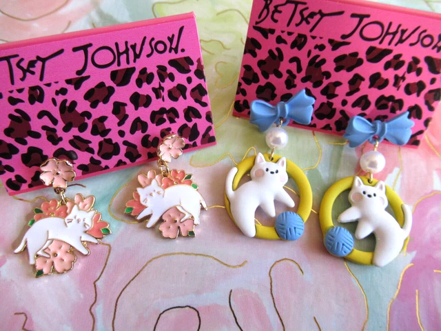 Betsey Johnson Cat  Kitten Cute Enamel White Cat Flower Earring Lot 2  NWT