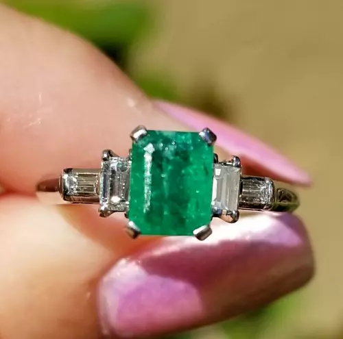 3.06TCW Rich Green Columbian Emerald WITH VVS1 MOISSANITE HANDMADE GIFT RING 7US