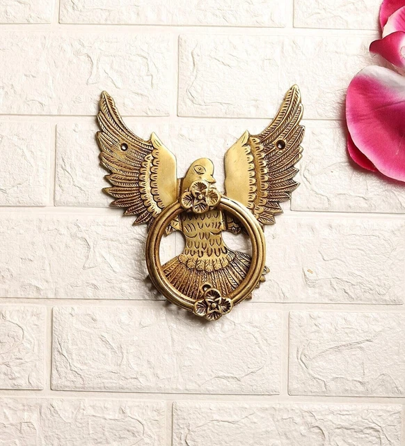 Main Vintage Style Ouvert Ailes Aigle Design Laiton Heurtoir de Porte Décor