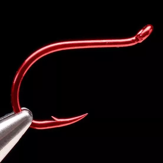 DAIICHI 2553 HOOK - Red Intruder Trailer Fly Tying Hooks - 15 Pack NEW!