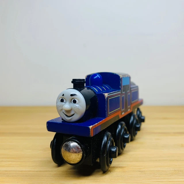 Mac Engine Thomas MIGHTY MAC - Thomas The Tank Engine & Friends Wooden Railway Trains EUR ...