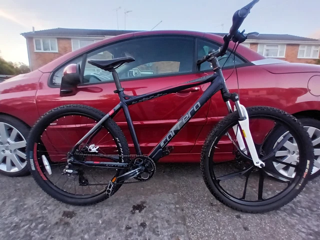 Carrera vengeance mountain bike halfords 2025