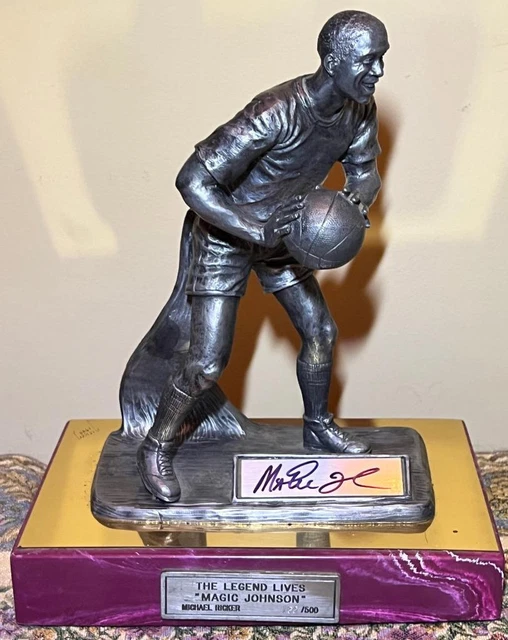 1997 Michael Ricker Pewter Art Statue Sculpture 188/500 NBA Legend Magic Johnson 1997 Michael Ricker Pewter Art Statue Sculpture 188/500 NBA Legend Magic Johnson