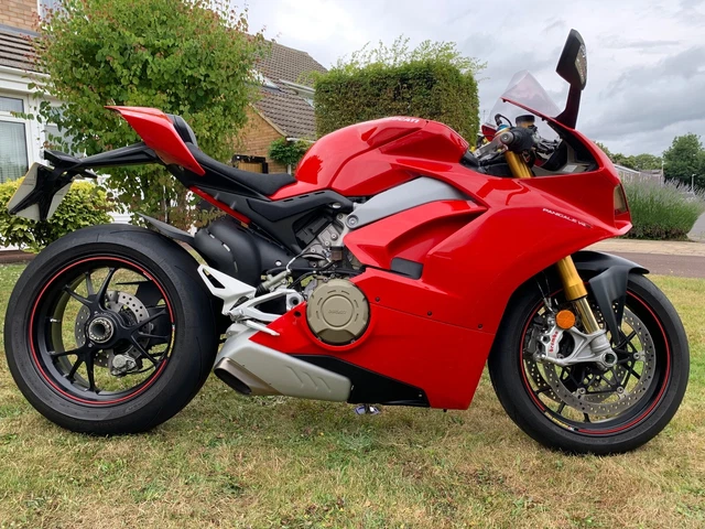 Ducati 1100cc discount