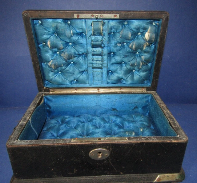 PETITE BOÎTE ANCIENNE Poudrier métal cuir BÉ ronde dorée collection miniature EUR 14,90