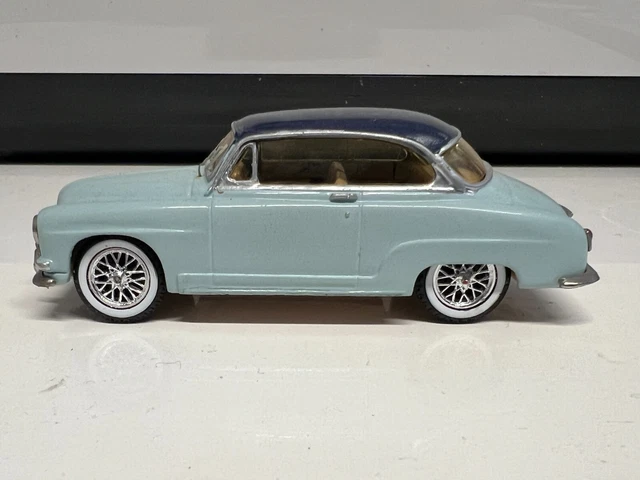 Simca Océane 1960 Crème ESDO MODELE 1/43 – Résine De Collection, état Neuf, Boîte Excellente