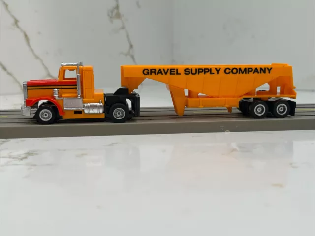 Reconditioned Tyco Us-1 Electric Trucking Orange Semi Truck With Gravel Trailer