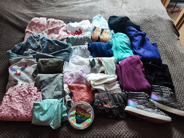 GIRL'S CLOTHES BUNDLE 9-11 yrs
