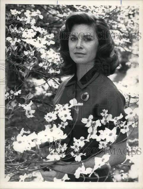 1990 Press Photo Stephanie Zimbalist in "Caroline?" Movie - pix25227