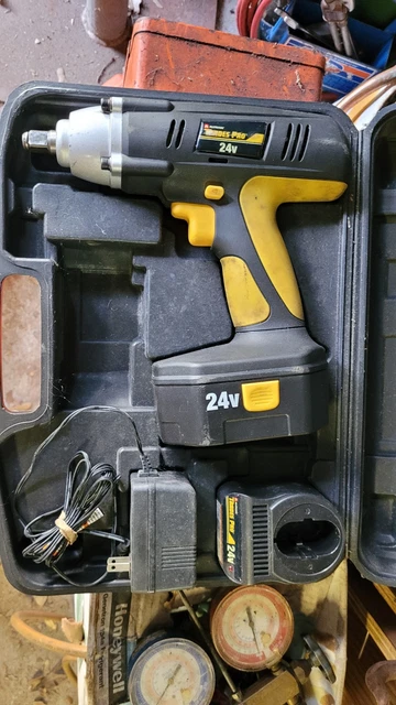 Visseuse à Choc Pneumatique HAZET 9012M-1 - Longueur 80mm - Couple 1200Nm - Carré 1/2" - Made In Germany