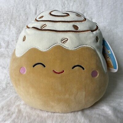 chanel the cinnamon roll squishmallow