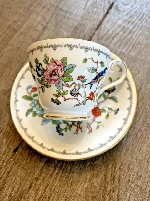 Lovely Aynsley Pembroke Teacup Cup and Saucer English Bone China