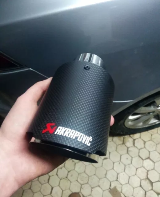 Embout d'échappement carbone Akrapovic V-EC350