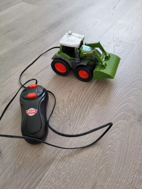 Spielzeug Traktor von Dickie Toys mit Fernbedienung