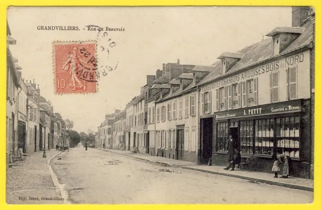 cpa 60 - GRANDVILLIERS (Oise) Rue de BEAUVAIS Commerce QUINCAILLERIE L. PETIT