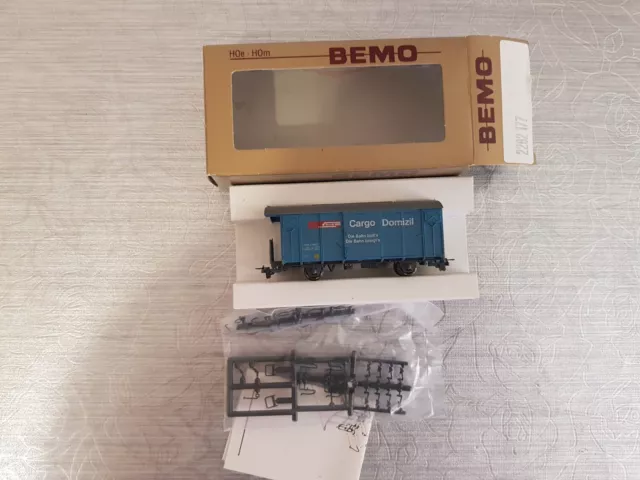 BEMO 2282 177 SCALA H0m 1/87 CARRO CHIUSO 2 ASSI CARGO DOMIZIL RhB