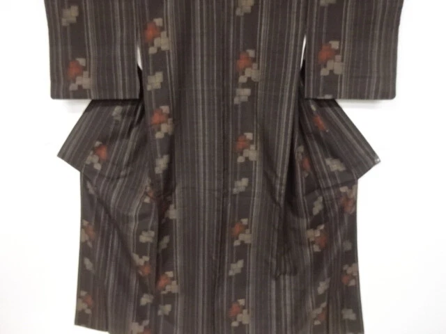 6493535: Japanese Kimono / Vintage Kimono / Tsumugi / Woven Abstract Pattern