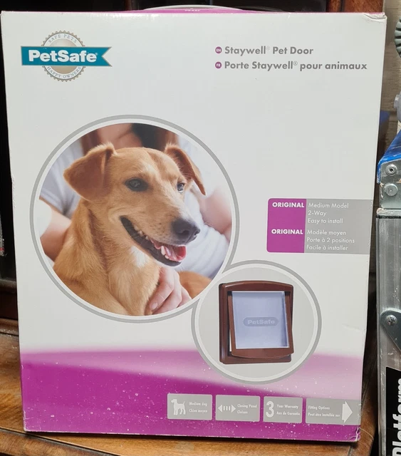 Puerta para mascotas PetSafe Staywell, 2 vías, tamaño mediano para perro, marrón