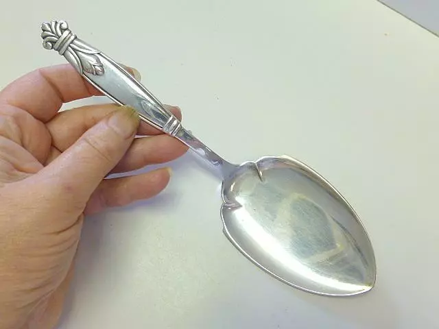 1930 Danish Art Deco Hand Wrought 925S Sterling Silver Cake Pie Server Denmark