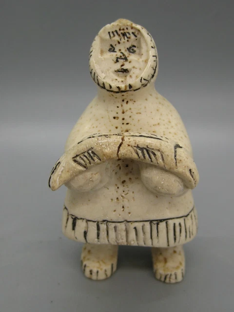 Antique INUIT ESKIMO NATIVE AMERICAN BOVINE BONE CARVED MAN SCULPTURE ALASKA Vtg