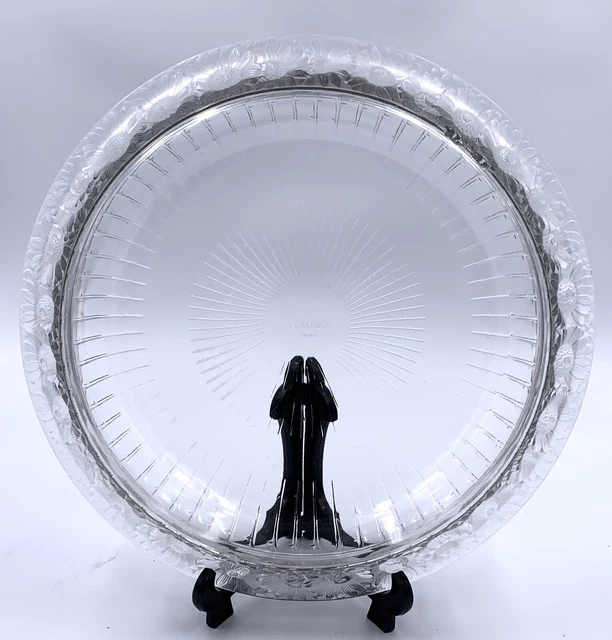 Coupe Verre moulé pressé Modèle MARGUERITE René LALIQUE (ECLATS PIECE DOCUMENT)