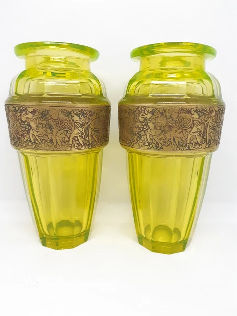 Paire de vases cristal Bohême Moser Karlsbad Art Déco Art Nouveau frise guerrier