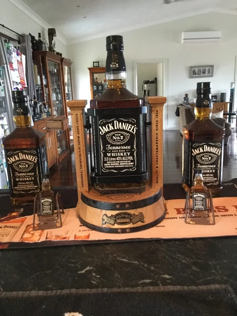 JACK DANIELS ltr Bottle Cradle Swing Stand (no Alcohol