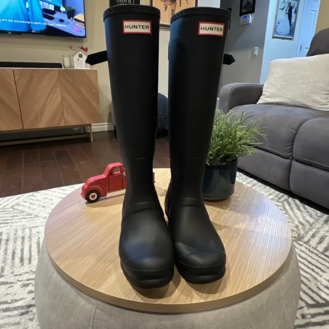 EUC Hunter Wellington Tall Matte Black Adjustable Rain Boots Women’s Size US 9