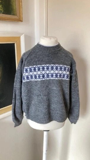 NEW BNWoT Vintage 1970s Grey Scandinavian Style Jumper Vintage Size 26" Sweater