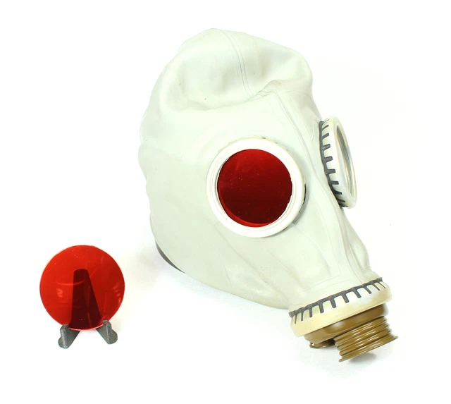 RUSSISCHE GASMASKE GP-5 Armee ABC Rubber + Büchsenfilter + Tragetasche Deko EUR 27,99 - DE