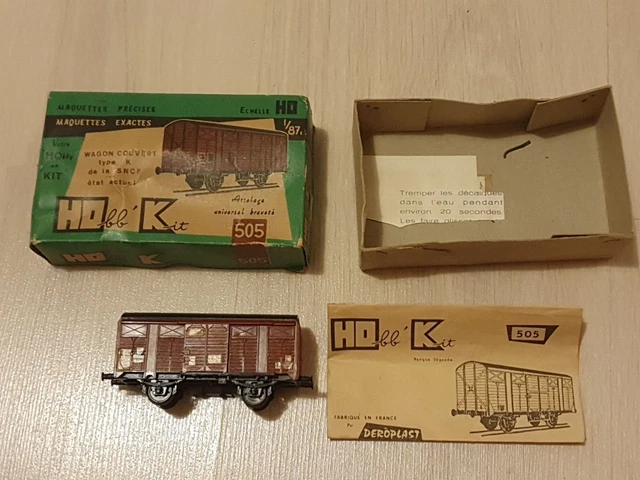 LIMA 3105 HO Wagon Couvert A Guérite SNCF Portes Coulissantes Et Feux 1:87 1/87 EUR 11,80 - FR