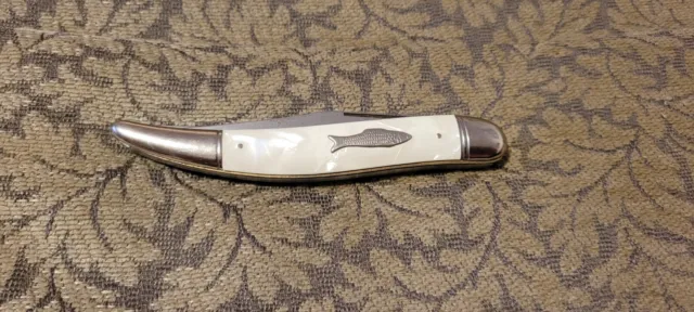 RARE IMPERIAL FISHING Pocket Knife w/Scaler Mother of Pearl Handle