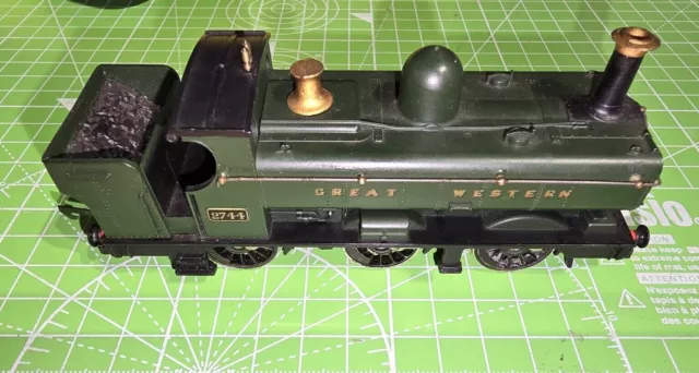 Hornby GWR 0-6-0 Pannier tank engine 2744 Unboxed, DC,  Runs nicely.