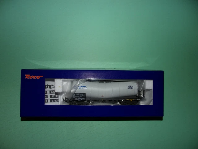 N° 67226 Wagon citerne coudé à bogies VTG OMYA Roco Ho