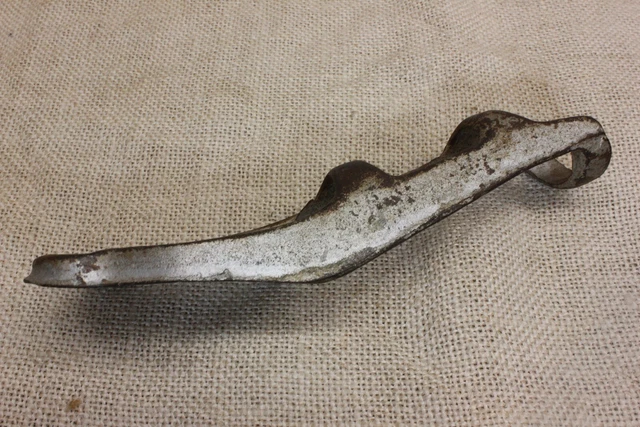 Old 1" Flag Pole Bracket Banner Support Star Vintage Iron Silver Paint Rustic 3