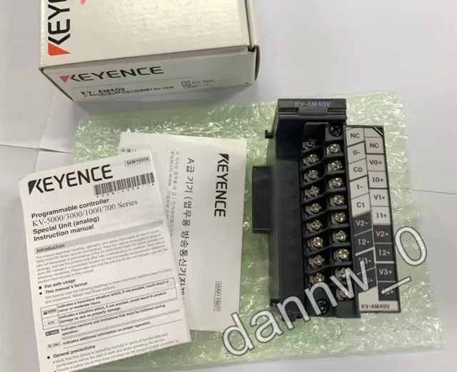 New In Box KEYENCE KV-AM40V PLC MODULE Free fast shipping