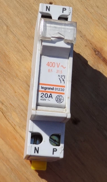 Coupe-circuit Legrand 20A 400V Modèle 05822 - Porte-fusible D'occasion Testé OK
