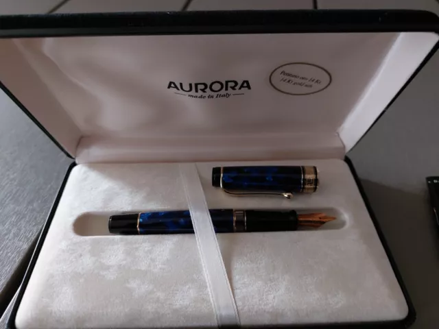 Aurora Optima penna stilografica pennino F oro 14kt, auroloide blu 996-BF