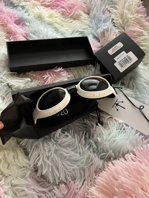 BRAND NEW Rare SUPREME STONE ISLAND Baruffaldi REK GOGGLES White KURT Sunglasses BRAND NEW Rare SUPREME STONE ISLAND Baruffaldi REK GOGGLES White KURT Sunglasses