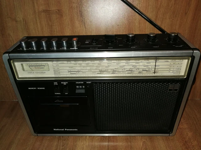 superbe magnétophone portatif à cassette National Panasonic RQ-301S + boite TB