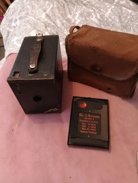 Vintage / Antique Kodak No 2 Brownie Box Camera 120mm Film
