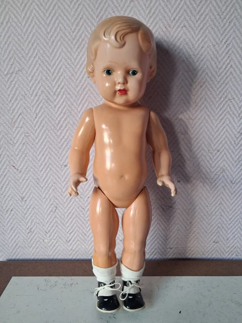 Poupée Petit Câlin 28 cm Zora - Petitcollin 612844 - Les jouets en bois