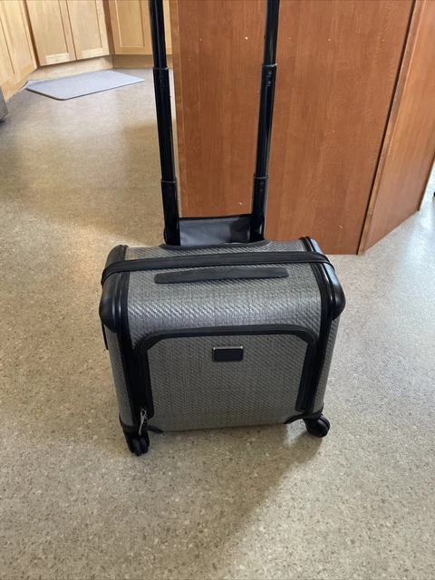 TUMI 28704TG TEGRA LITE Max Carry On 4 Wheel Briefcase T Graphite Luggage Silver