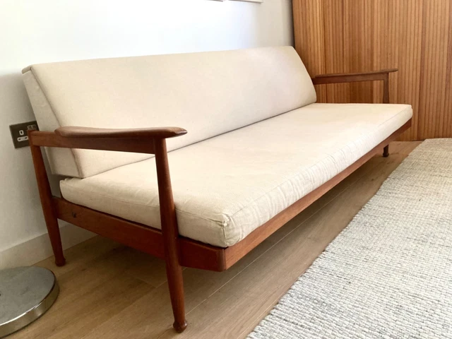 Vintage Guy Rodgers Mid Century Modern Teak Wood Sofa Daybed Lounge Chair Beige