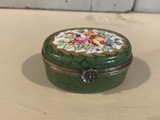 LIMOGES FRANCE Floral Flowers Hinged Trinket Box Ring Hand-painted Peint Main