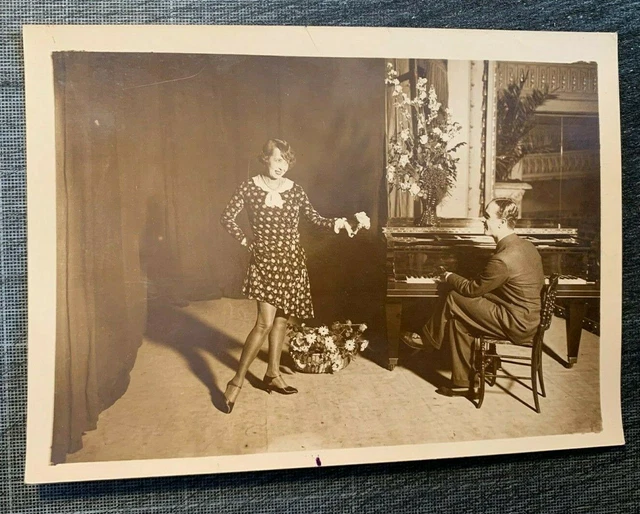 LIV5672  Photographie Photo vintage d&#039;époque Mistinguette Lino Carenzio cha