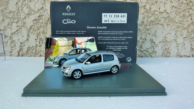 Renault Clio II Phase 2 RS 2.0 16V Gris Iceberg  2002  Universal Hobbies 1/43
